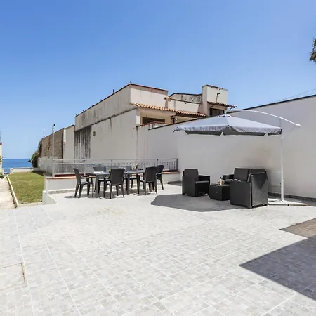 Mare Blu فيلة باليرمو