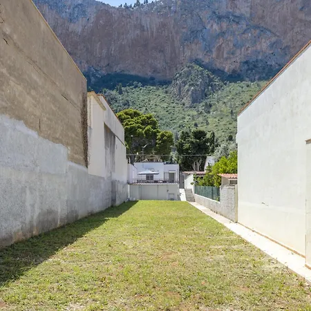 Mare Blu فيلة باليرمو